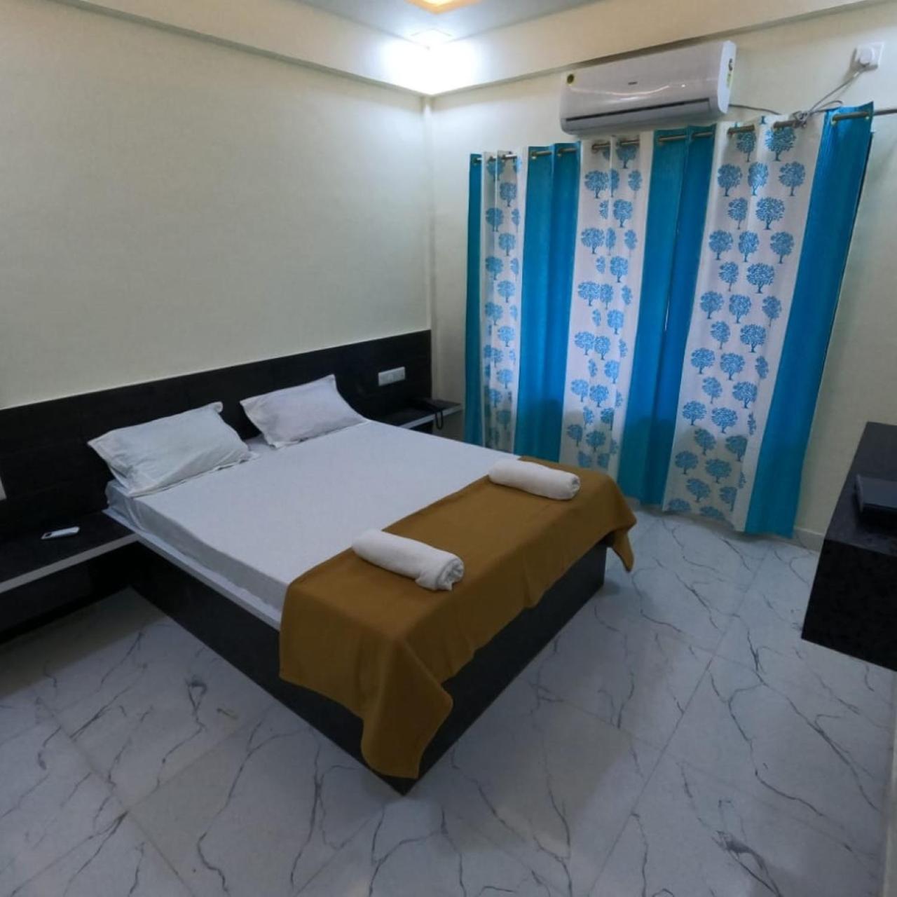 Ocean'S Pearl Resort Alibaug Alībāg Buitenkant foto